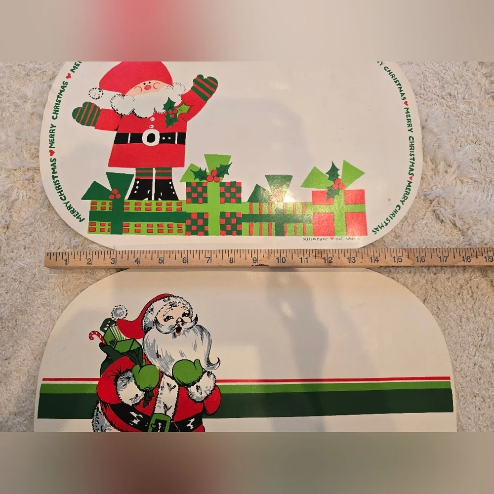 Retro Vinyl Set of 2 Christmas Placemats